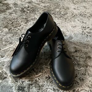 Dr Martens unisex shoes NEW❤️🖤